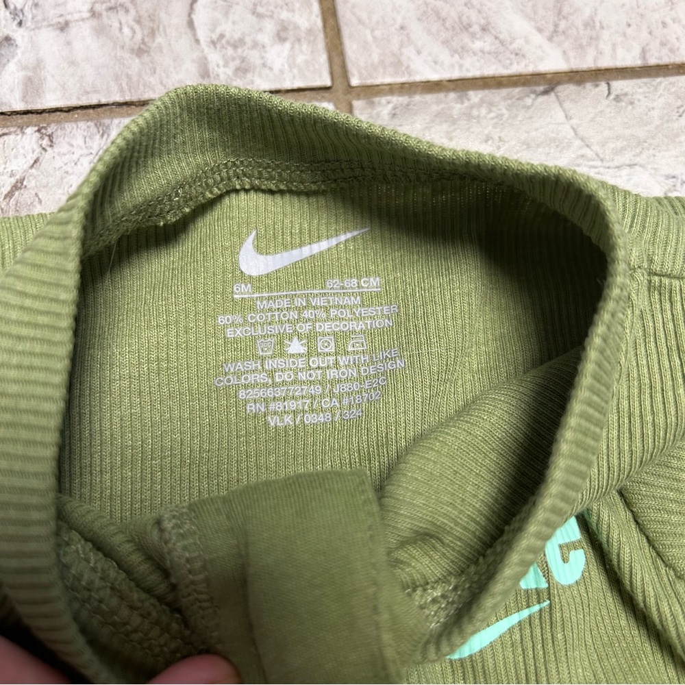 Nike Olive Green Ribbed Jacket - Picture 6 of 7